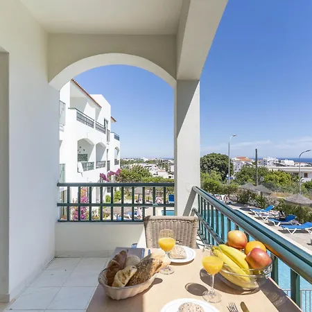 아파트 #384 Bright Pool View Ac & Balcony 알부페이라